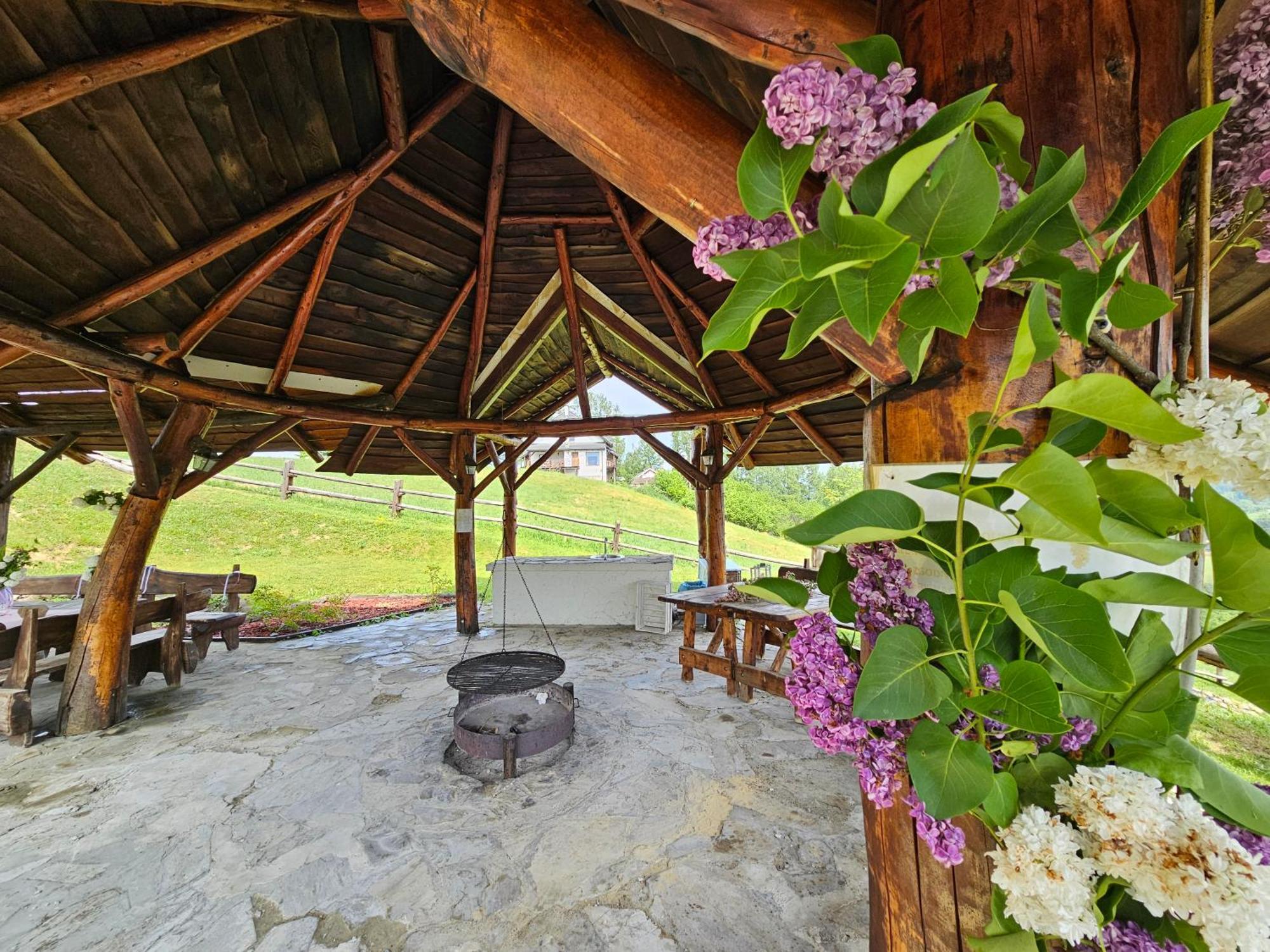 Chata W Bieszczadzie Apartamenty I Domki Z Sauna Bieszczady Поляньчик Экстерьер фото